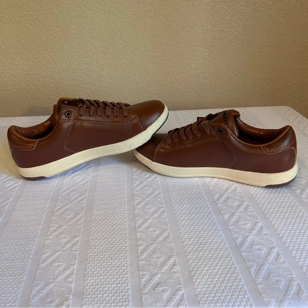 NWT Men’s Hawke & Co‎ Nubuck Brown Leather Skater Athlete Shoes Size 8